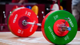 Изхвърлиха доживот от спорта роден щангист