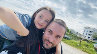Бащата на Сияна избухна! Предприема нов ход