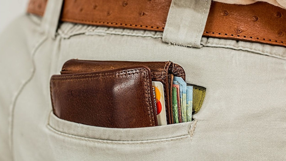 Тези 5 неща в портфейла пречат той да се пълни с пари | StandartNews.com