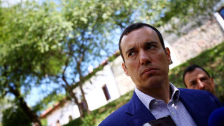 Терзиев с три варианта за кризата в София, посочи решение за матурите
