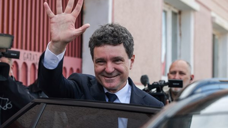Обратът в Румъния! Първи думи на новия президент | StandartNews.com