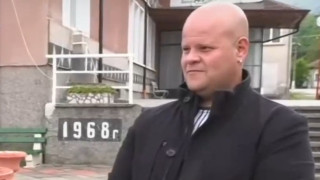 Кмет заряза службата, стана тираджия
