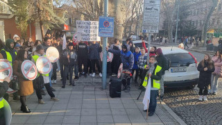 След призива на Пеевски! МОСВ зад хората срещу опасната мраморна мина