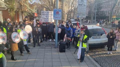 След призива на Пеевски! МОСВ зад хората срещу опасната мраморна мина