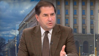 Доц. Борислав Цеков дръпна критика и се подигра с ПП-ДБ