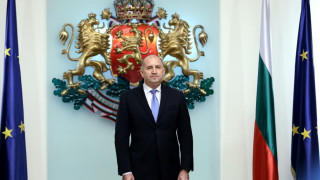 Радев пак вдигна юмрука! Този път срещу Киселова