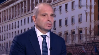Гроздан Караджов за поръчката за 30-те хиляди икони и балони. Какво следва