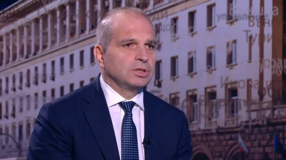 Гроздан Караджов за поръчката за 30-те хиляди икони и балони. Какво следва | StandartNews.com