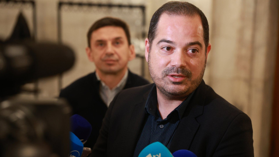 Калин Стоянов каза какво очаква след срещата Пеевски - Чакъров | StandartNews.com