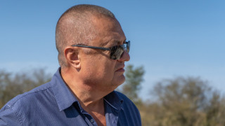 Кметът на село Крушари Илхан Мюстеджеб ще взема основна заплата от 5580 лева месечно