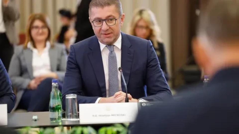 Мицкоски пак нападна България. Сравнението | StandartNews.com