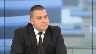 Балабанов попари "Цочо" от "Възраждане". Изобличи грешката му