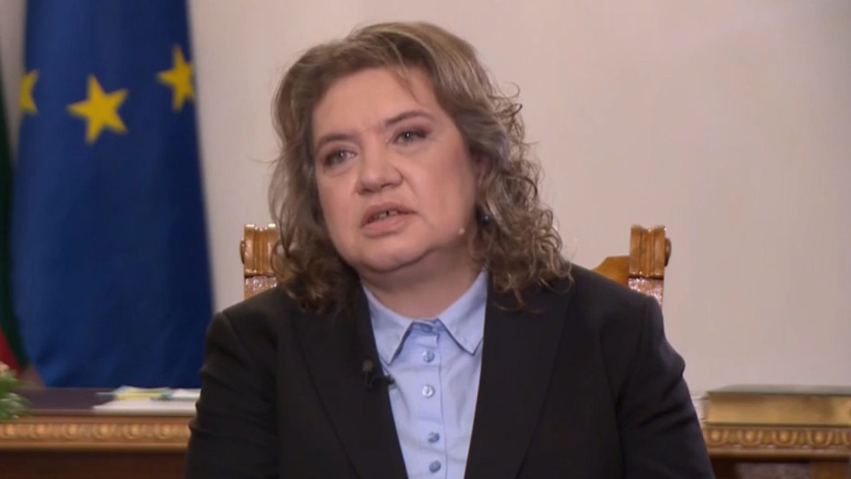 Киселова попари Радев за еврото! Върна го в първи клас | StandartNews.com