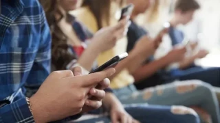 Заради еврото! Голяма новина за цените на мобилните оператори