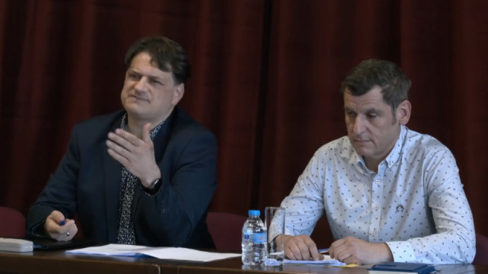 Мариан Бачев с решителен ход за сценичните изкуства. Решенията (ВИДЕО) | StandartNews.com