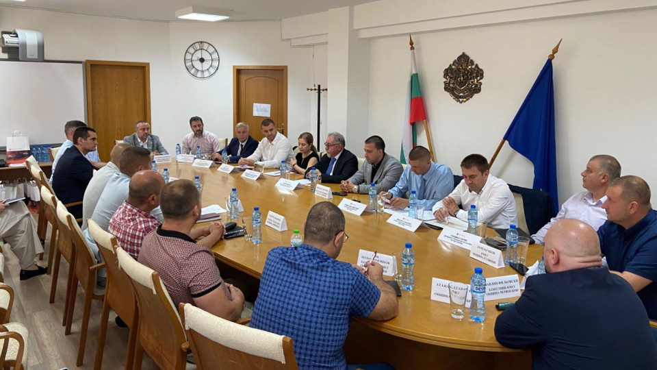 Електрохолд инвестира над 10 млн. лв. в електроразпределителната мрежа в област Плевен | StandartNews.com