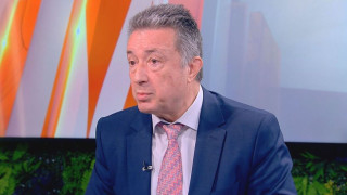 Човек на Радев в КС му даде надежда за референдум за еврото