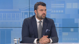 11 българи напуснаха държава на пътя на войната Иран-Израел