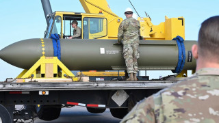 13-тонни бомби и прецизни ракети поразиха Иран. Подробностите