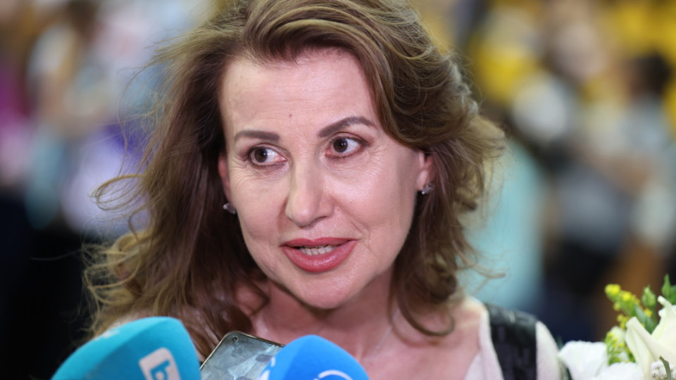 Илиана Раева с емоционални думи за златните момичета | StandartNews.com