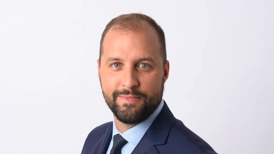 Напусналият кмет от ПП проговори. Разкри кирливите им ризи | StandartNews.com