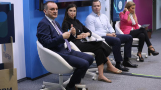 Над шест пъти повече разговори с изкуствения интелект на ОББ Кейт