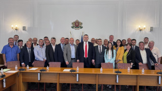 Пеевски обяви нова цел - работа и доходи за хората
