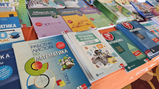 Издателство с критика към законови промени за учебниците в училище