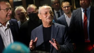 Сбогом на дерибеите. Парламентът ги посече