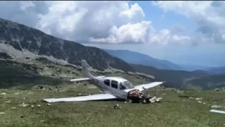 Първи подробности за пилота на авариралия в Пирин самолет
