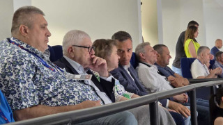 Киселова бие път до Бургас, за да подкрепи волейболистите ни