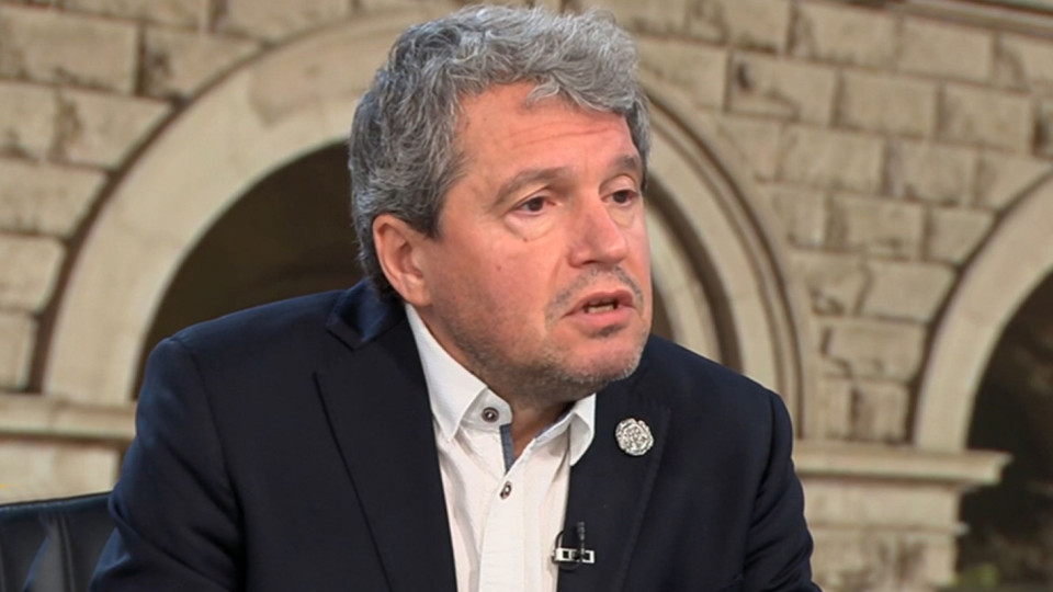 Тошко Йорданов: Не може специализантите да получават повече от лекарите | StandartNews.com