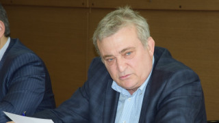 Проф. Димитър Радев до КС: Измененията, спрели избора на Сарафов за главен прокурор, са нескопосани