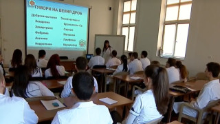 Студенти в шок! Заплашени са от отпадане от вузовете