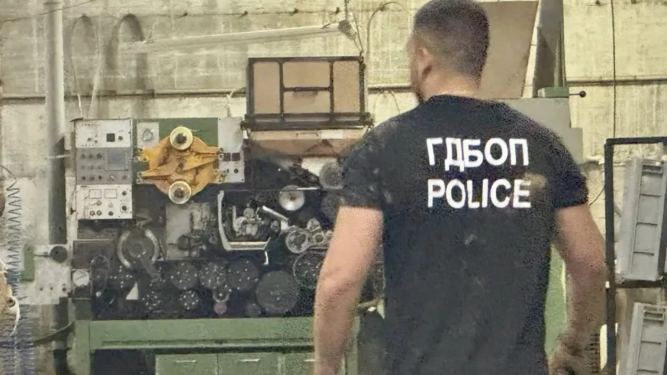 ГДБОП с последни данни за фабриката. Показа снимки в подземията | StandartNews.com
