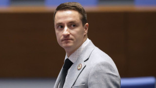 Разправия в парламента! Божанков разказа играта на "Промяната"