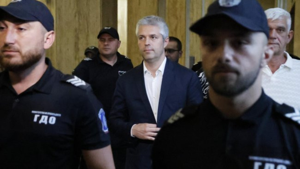 Скандалът с комисионите на Благо Коцев трещи! Схема на корупцията | StandartNews.com
