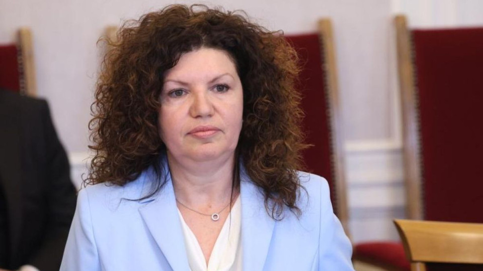 Парламентът избра Мария Илиева за член на Сметната палата | StandartNews.com