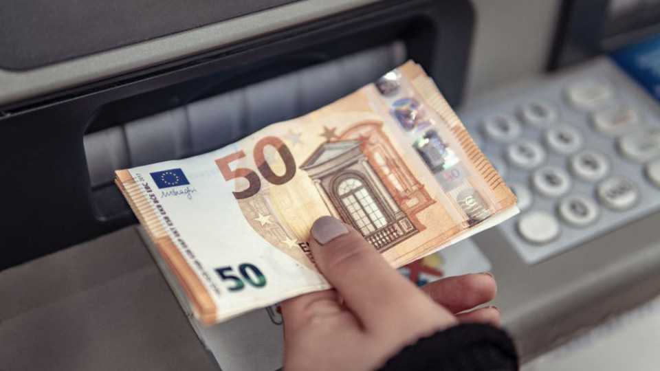 Ясна е минималната работна заплата в евро. Къде сме в ЕС? | StandartNews.com