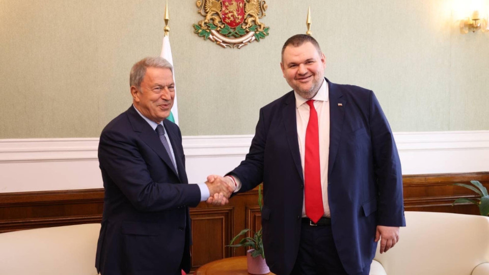 Пеевски се срещна с генерал Хулуси Акар | StandartNews.com