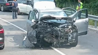 Брутално меле край Елин Пелин. Има загинал