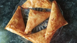 Най-вкусните мини банички с извара и яйца. Тайната съставка