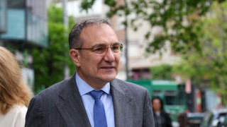Гуцанов обяви важно решение. Засяга пострадалите от пожарите