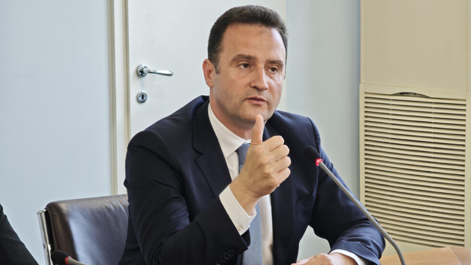 Жечо Станков успокои хората в Раковски | StandartNews.com