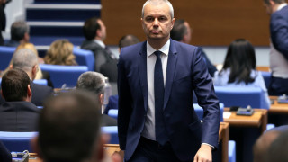 Костадинов побесня след отказ на АПС и МЕЧ