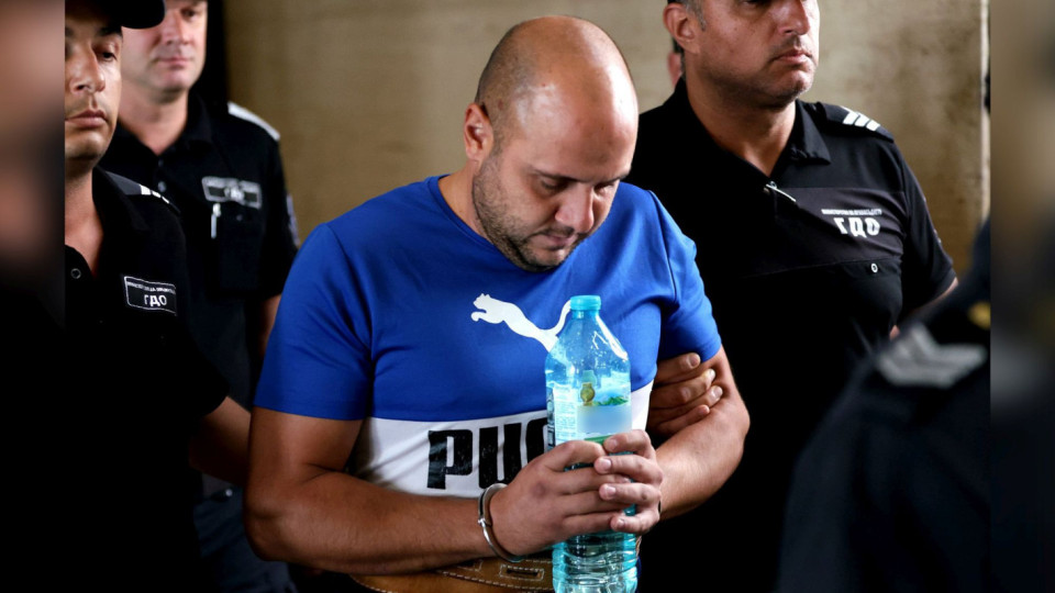 Гледат в съда мярката на подпалвача от Велико Търново | StandartNews.com