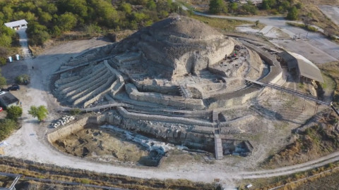 Новият клип за България! 15 години Чудеса