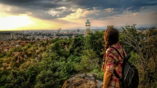 Еврото отваря врати! България се готви за нов туристически подем