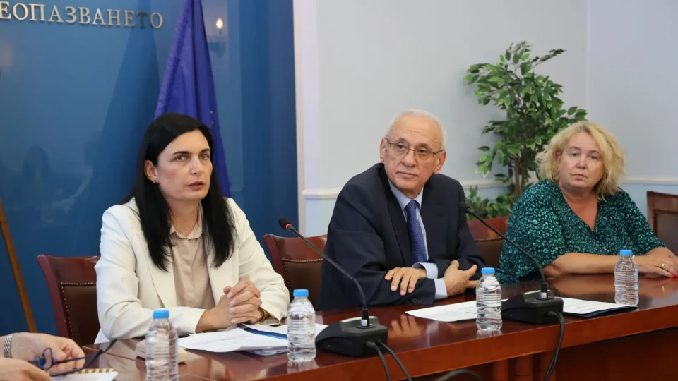 Ново приложение показва цените на всички лекарства в лева и в евро | StandartNews.com