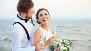 Как да изберете сватбени чаши, с които да блеснете?